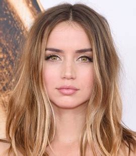 ana de armas boobs|Ana de Armas Height Weight Body Measurements Bra Size Age。